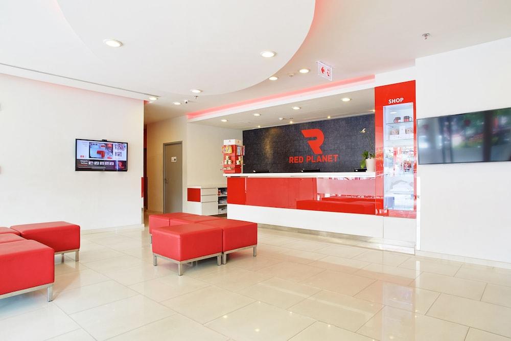 Red Planet Phuket Patong - Sha Extra Plus Buitenkant foto