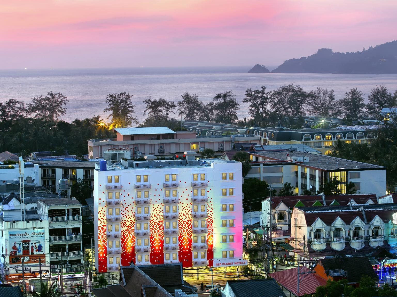 Red Planet Phuket Patong - Sha Extra Plus Buitenkant foto