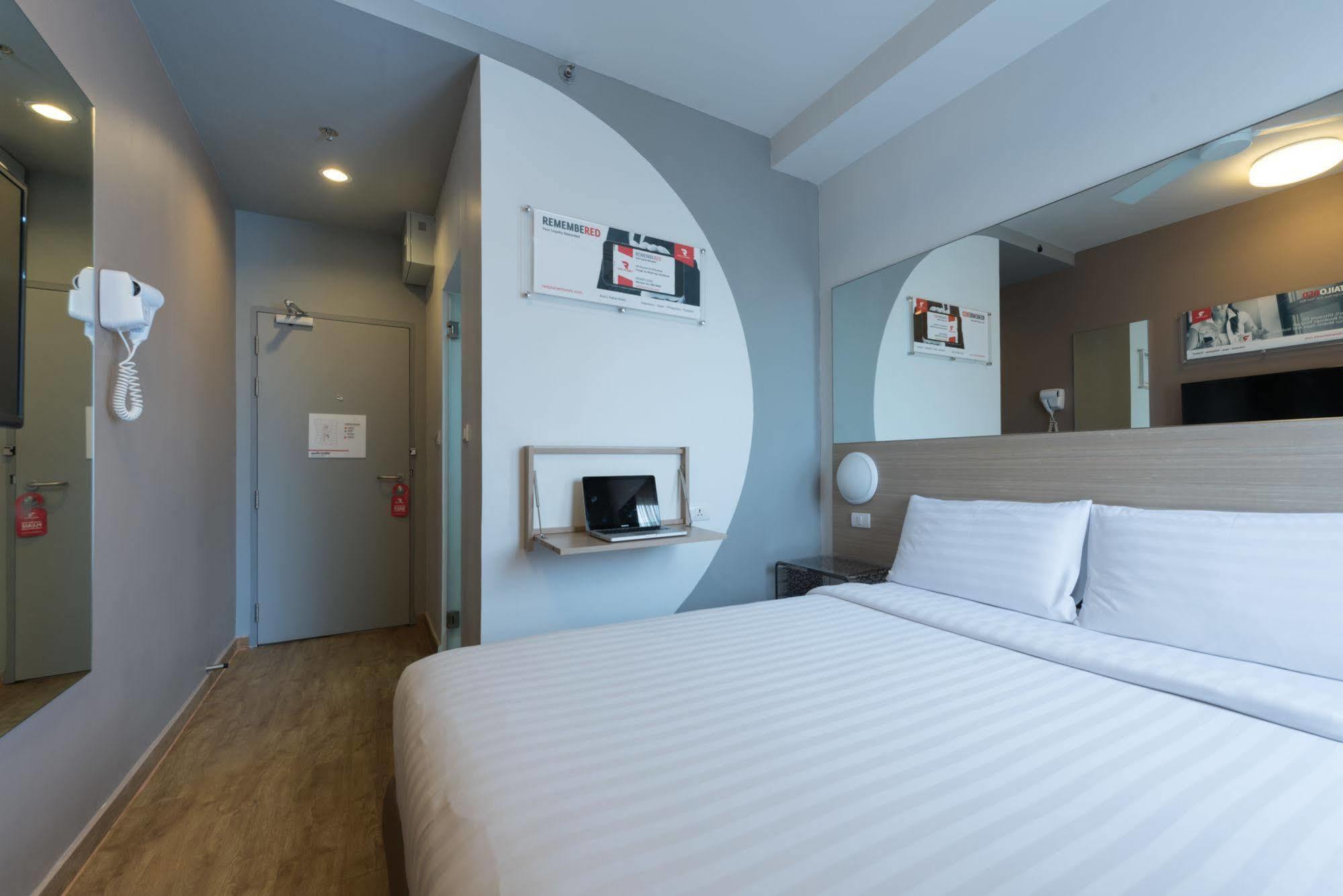 Red Planet Phuket Patong - Sha Extra Plus Buitenkant foto