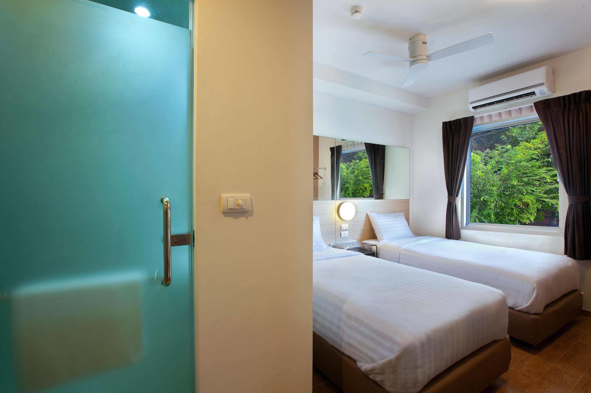 Red Planet Phuket Patong - Sha Extra Plus Buitenkant foto